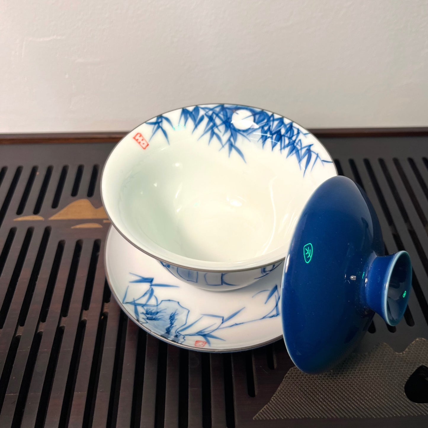 Gaiwan with an interior landscape painting, hand-painted, 160ml