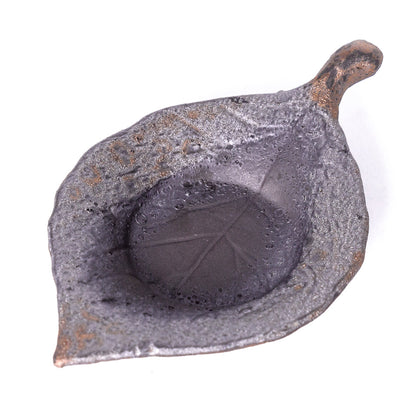 Leaf Stand, high-temperature firing, 10 cm